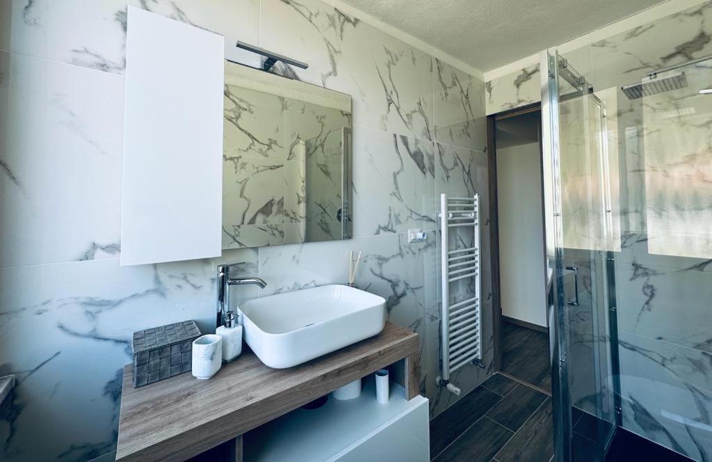 Stain Bridge Apartment San Pietro Vara Екстериор снимка